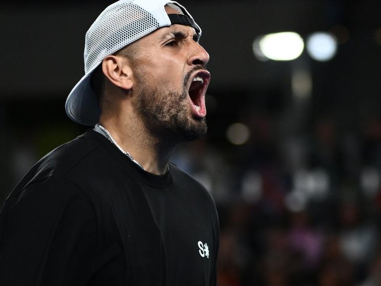 Nick Kyrgios had plenty to say to the umpire on his way to defeat in Stuttgart. (Joel Carrett/AAP PHOTOS)
