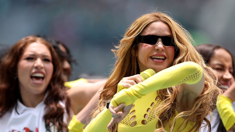 Veteran pop star Shakira has kicked off the 2026 World Cup.