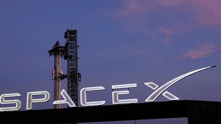 SpaceX's IPO has raised a record $US75 billion ($A106 billion) on the sale of 555.56 million shares. 