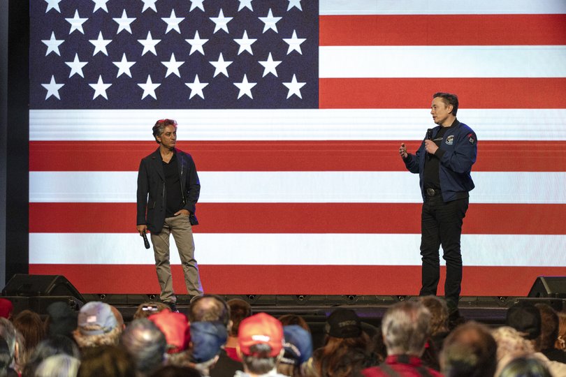 Antonio Gracias and Elon Musk at a political event last year.