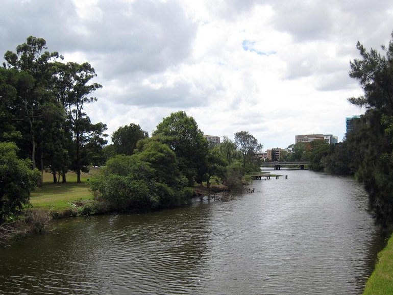 A suicide note has been located after the bodies of a young girl and her father were pulled from the Parramatta River on Saturday.