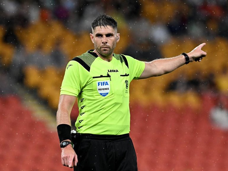 Australian World Cup official Shaun Evans has landed in hot water over a hand gesture. (Dave Hunt/AAP PHOTOS)