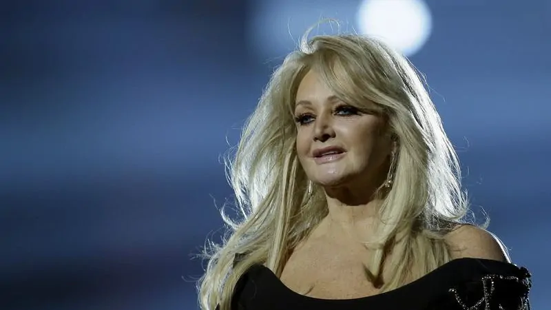 Bonnie Tyler no longer in coma after Portugal health scare, remains in intensive care