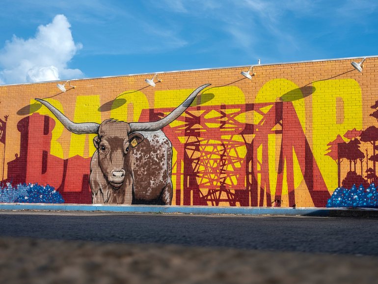 A mural on North Main Street.