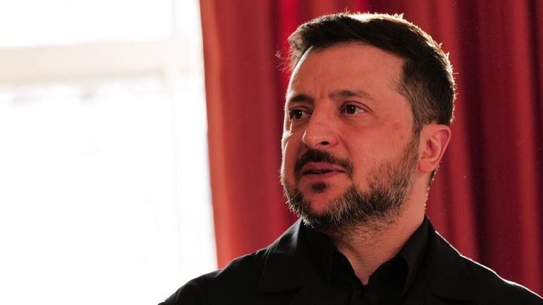 Ukrainian President Volodymyr Zelenskiy has warned his citizens of large-scale Russian attacks. 