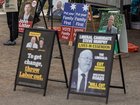 An independent MP is pushing for new laws which would criminalise deceptive political advertising.