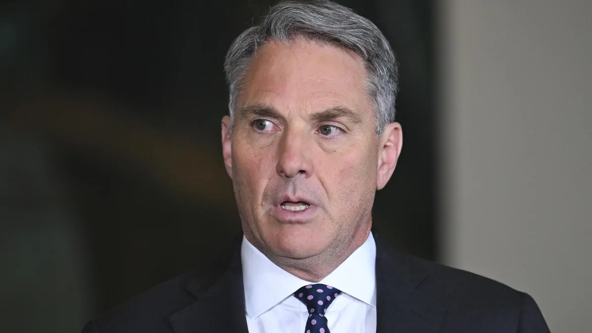 Canada signs multibillion-dollar military contract with Australia