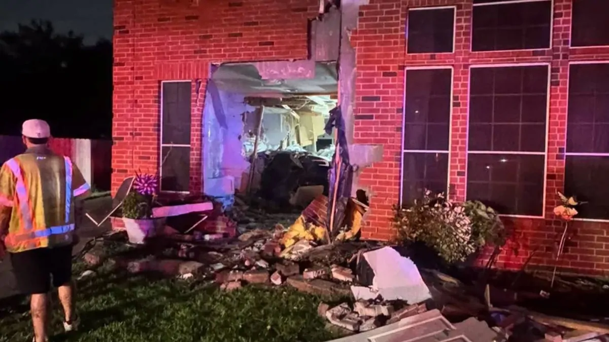 Out-of-control Tesla on autopilot causes fatal crash