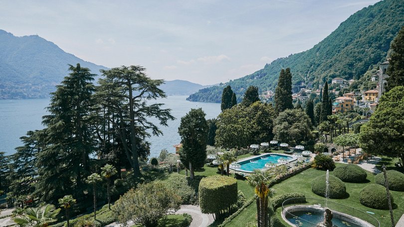The stunning view over the pool and lake.