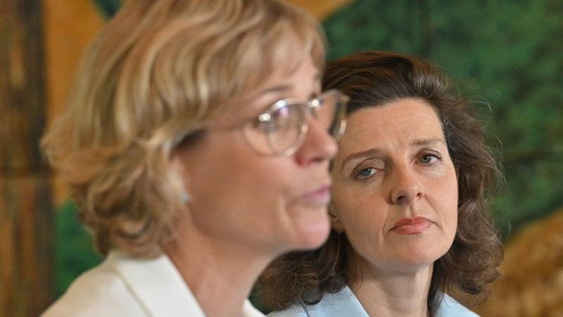 Zali Steggall and Allegra Spender.