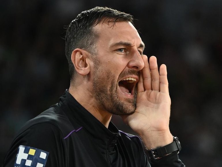 Sydney Kings assistant coach Andrew Bogut has been fined over online comments. 