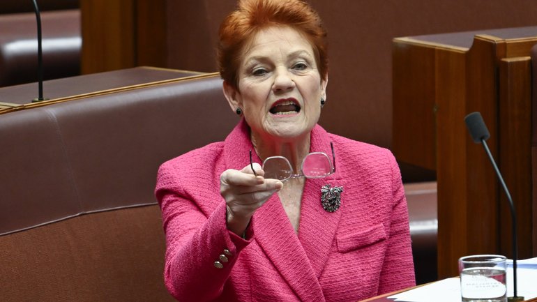 One Nation hit by fresh polling numbers as Labor takes the lead. 