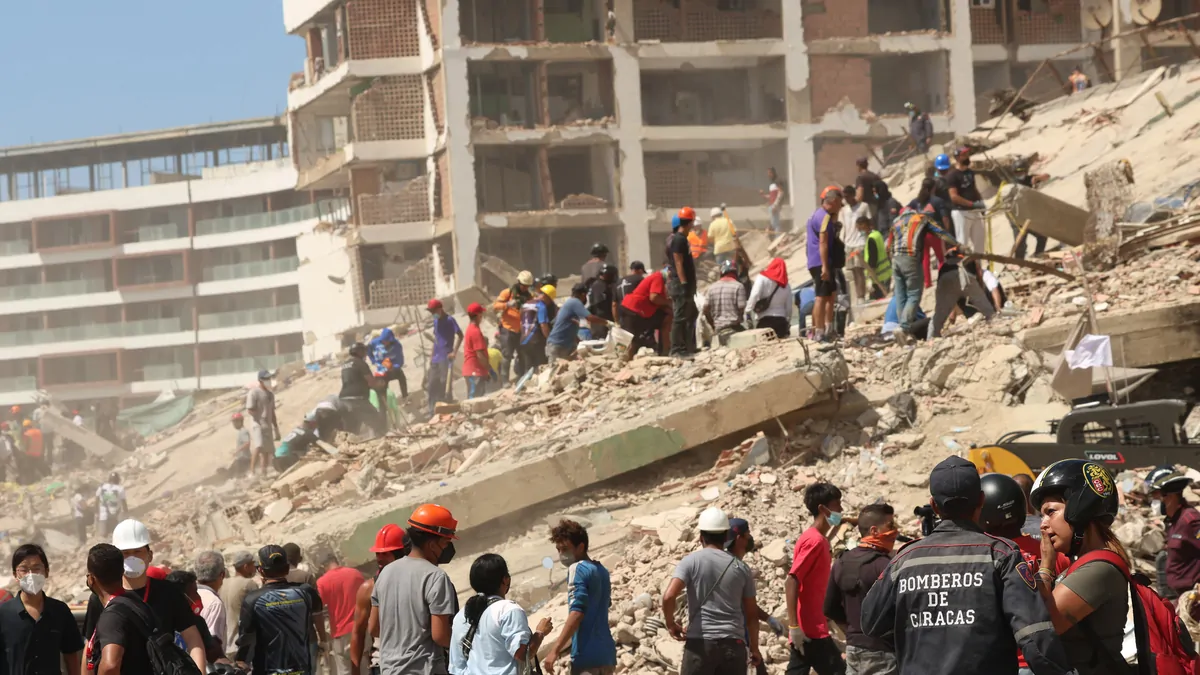 Venezuela earthquakes: Hopes of finding more survivors fade as at least 1750 die