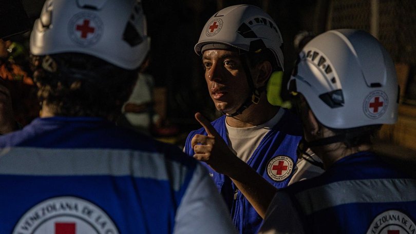 Rescuers are feeling pessimistic about finding further survivors following Venezuela's earthquakes. (EPA PHOTO)