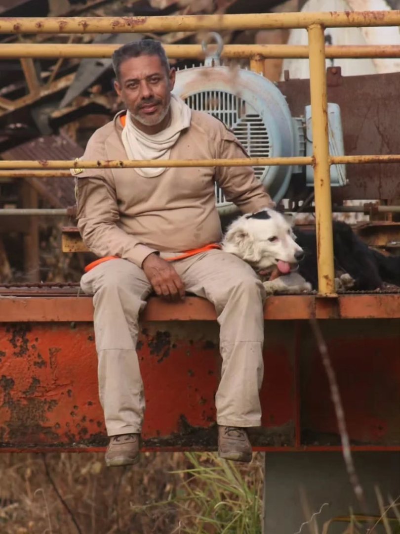 Tsunami, alongside handler Jorge Beens, working as part of the K-SAR ECID rescue canine unit.