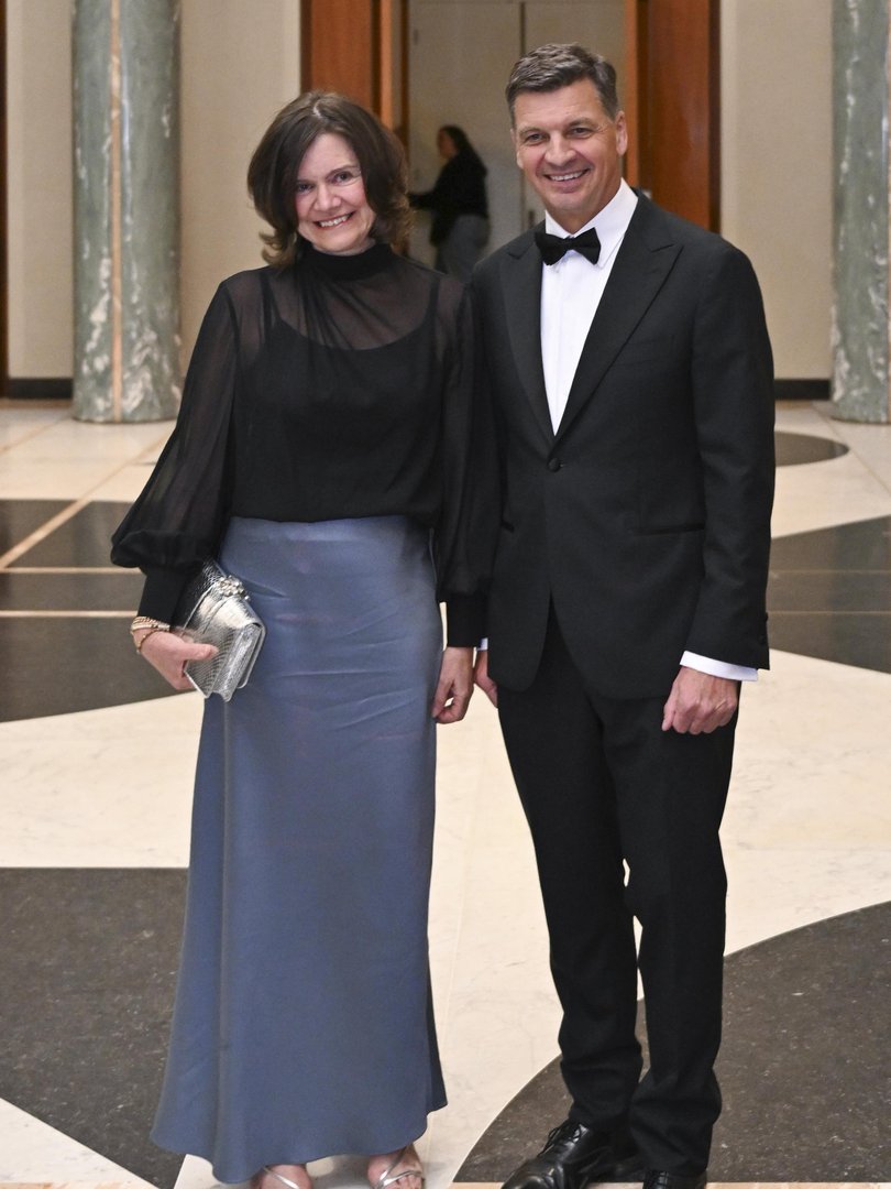 Louise Clegg and Opposition Leader Angus Taylor.