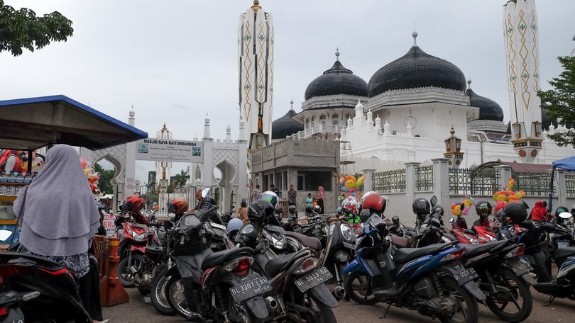 Indonesia’s conservative Aceh province is home to the stunning Masjid Raya Baiturrahman mosque.