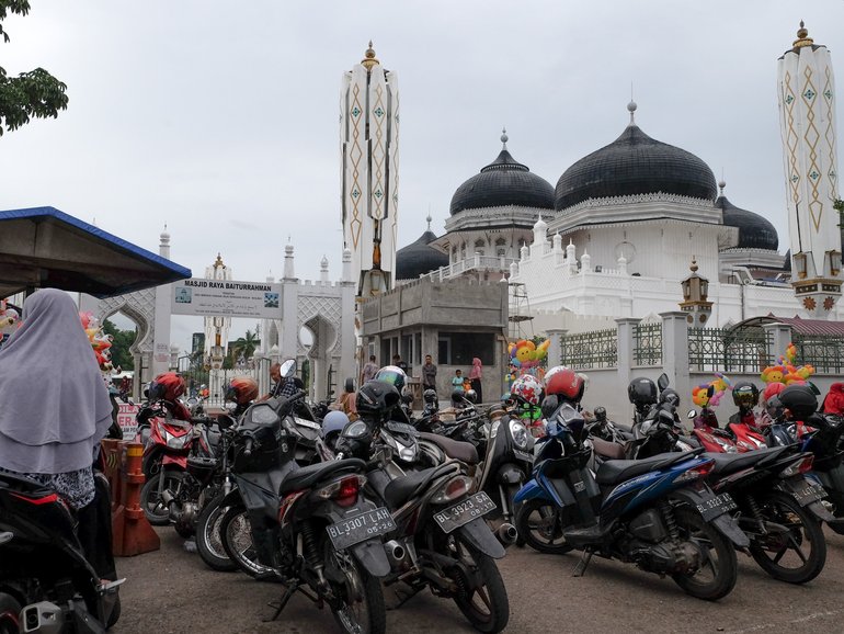 Indonesia’s conservative Aceh province is home to the stunning Masjid Raya Baiturrahman mosque. 