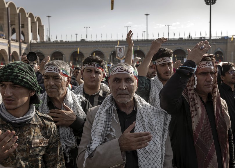 Ddays of funeral ceremonies got underway. (Emile Ducke/The New York Times)