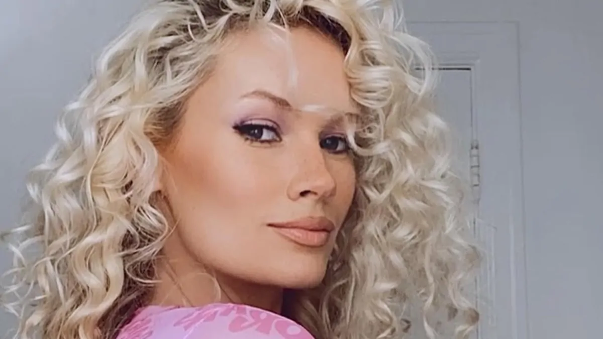 Lauren Bennett: LMFAO and G.R.L. singer actually died more than a month before death made public, reports say Lauren Bennett: LMFAO and G.R.L. singer actually died more than a month before death made public, reports say