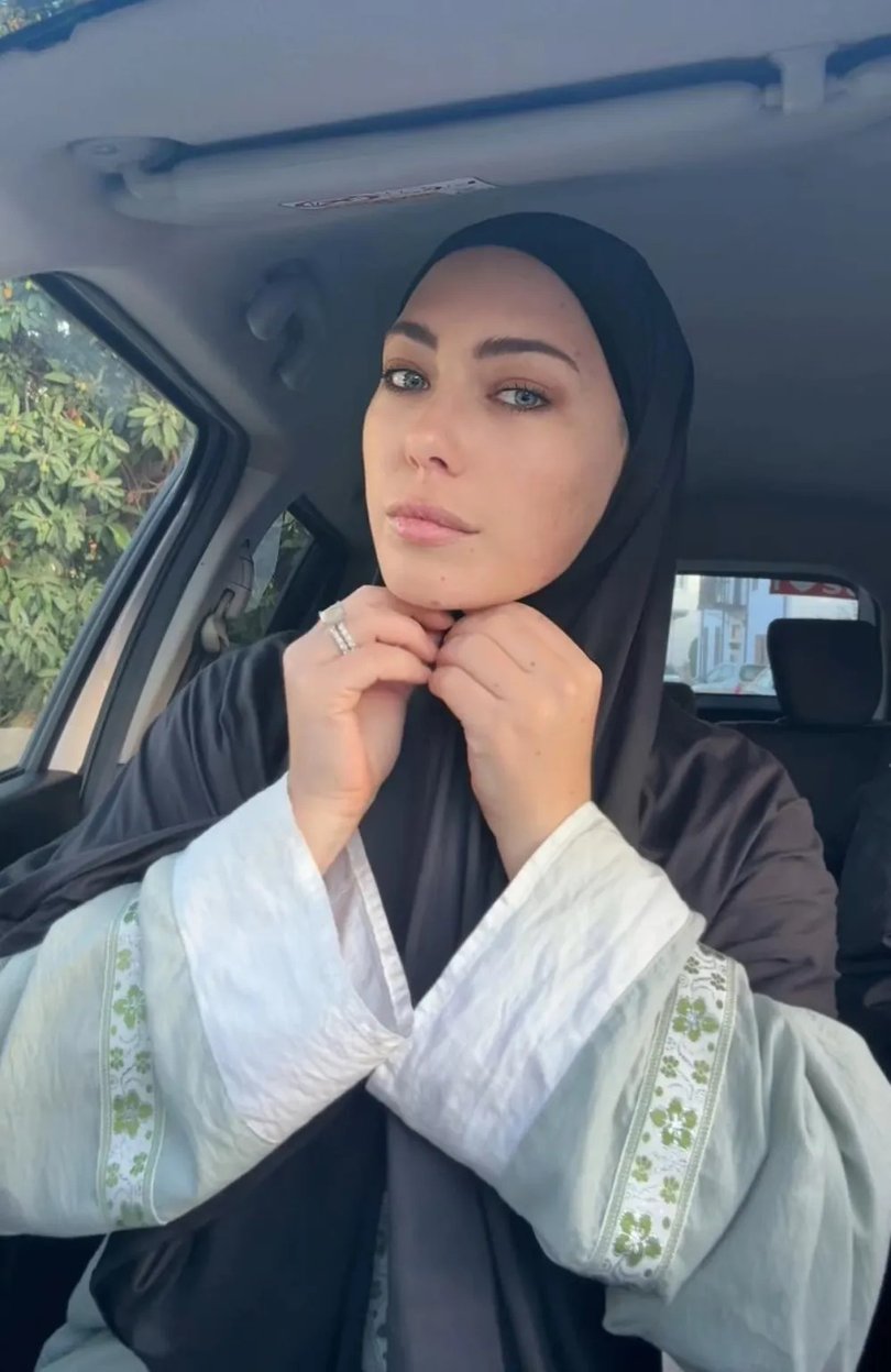 Lily Jay Hinson has built up a huge social media following documenting her conversion to Islam.
