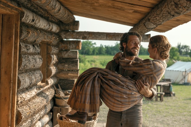 Little House on the Prairie. (L to R) Luke Bracey as Charles Ingalls, Crosby Fitzgerald as Caroline Ingalls.