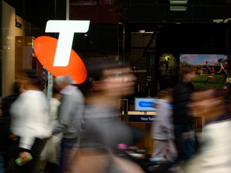 The latest phone outage, this time for Telstra, has been criticised for eroding trust in the telcos. (George Chan/AAP PHOTOS)