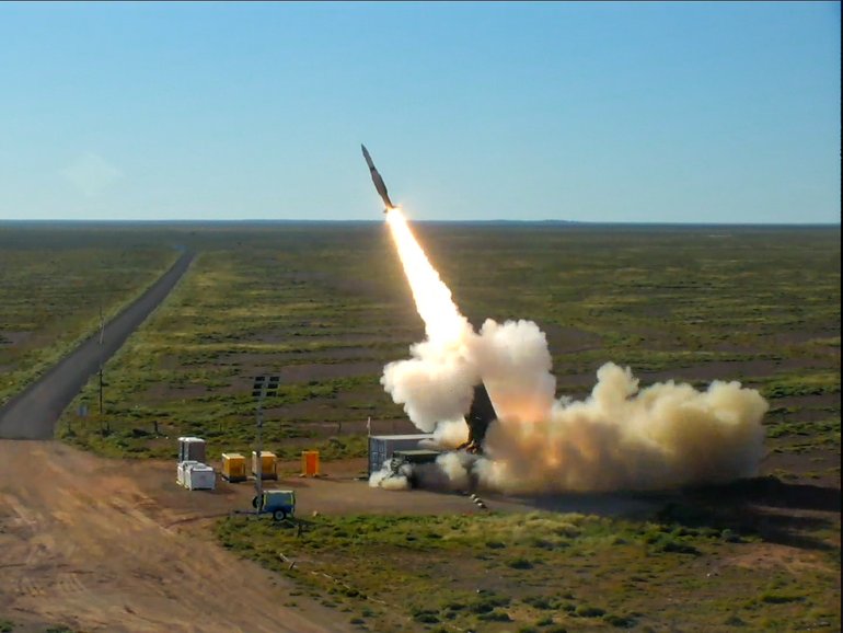 The government has fired back at claims Australia is now dangerously exposed to Chinese missile attacks.