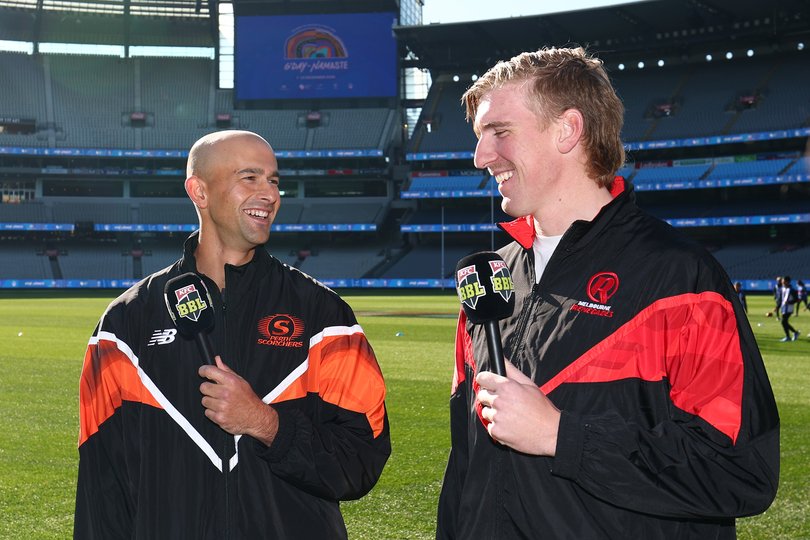 Ashton Agar of the Scorchers and Will Sutherland of the Renegades.