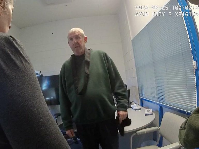 In video taken before his death, Bradley John Murdoch has continued to deny killing Peter Falconio. 