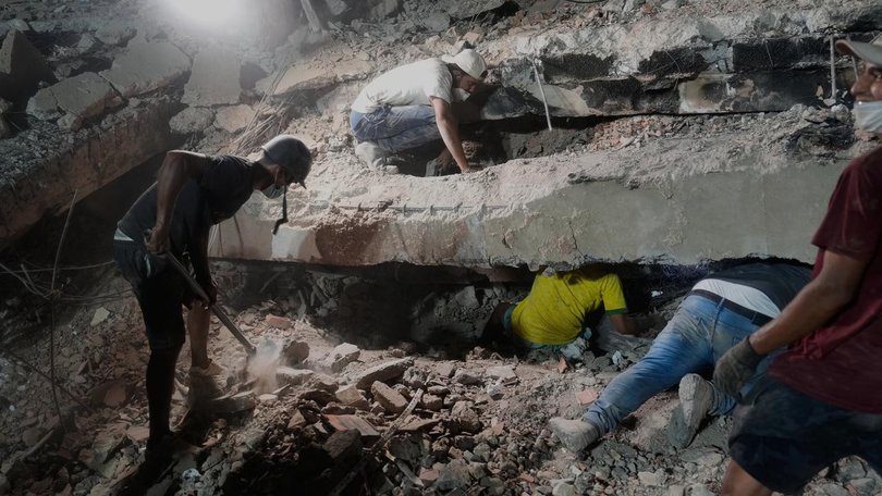 Twin earthquakes in Venezuela have killed at least 4333 people, local authorities say.