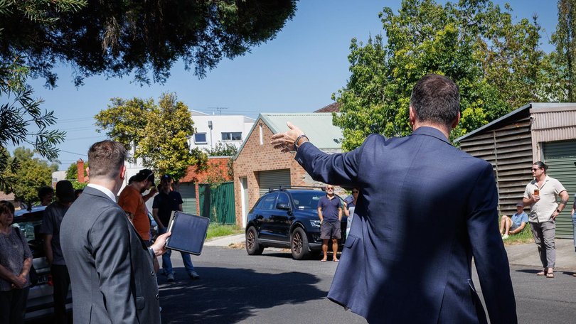 First-home buyers would be the major winner if house prices fell. NewsWire/ Nadir Kinani