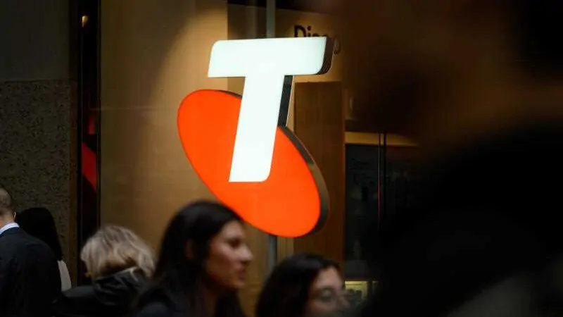 Jason Clare refuses to rule out China link to Telstra triple-0 outage after Barnaby Joyce claims