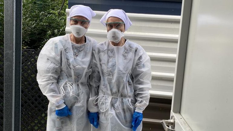 Paula and Bridgette Powers have started taking extra precautions as bird flu fears increase. (PR IMAGE PHOTO)