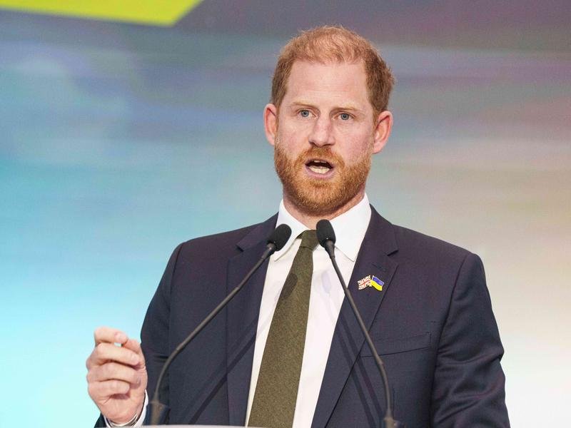 The Duke claimed his hair is a ‘sunset auburn’.