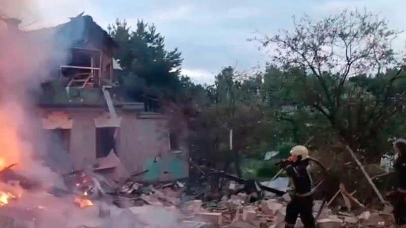 Moscow has been bombarded by an intense drone attack from Ukraine.
