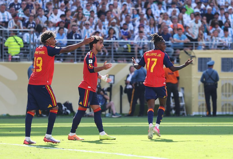 Nico Williams and Spain’s players protest after their goal was disallowed.