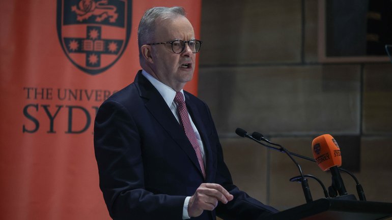Anthony Albanese presents his AI strategy at the University of Sydney.