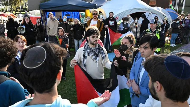 Anti-Semitism Royal Commission: Universities accused of letting hate flourish Anti-Semitism Royal Commission: Universities accused of letting hate flourish