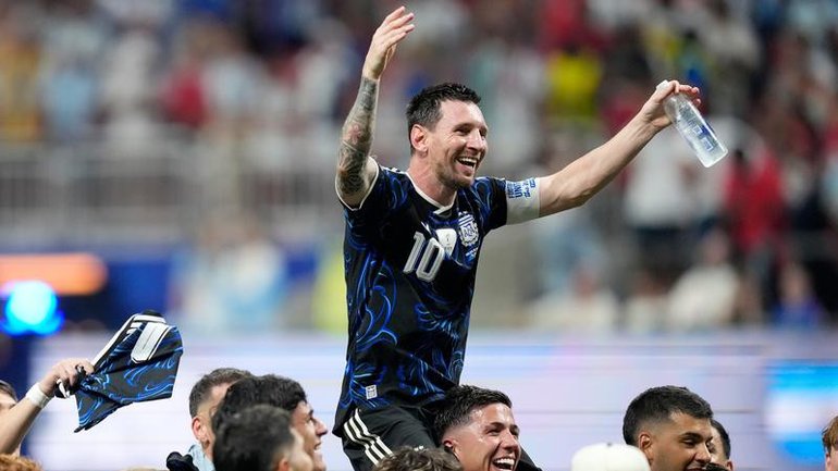 Lionel Messi's Argentina took a step closer to defending their world title after beating England. 