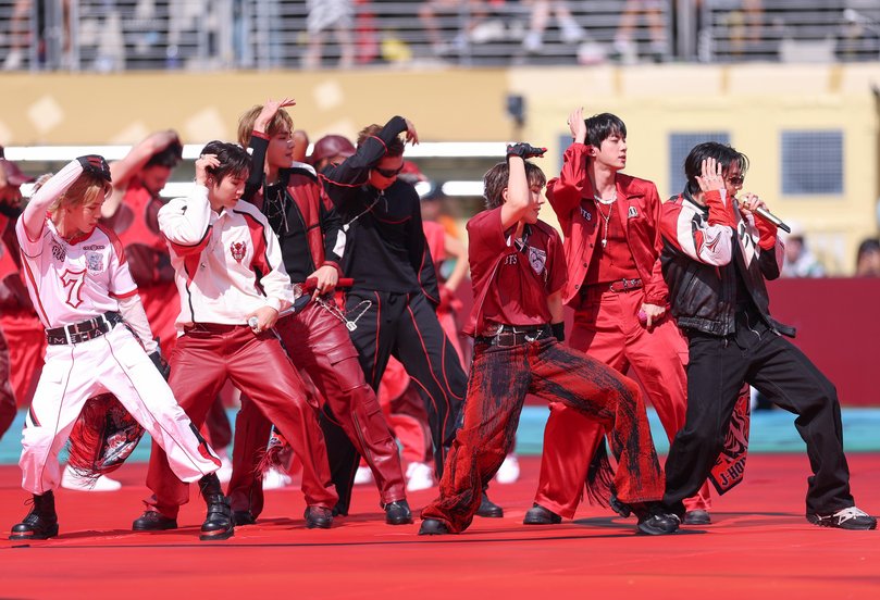 Jimin, Suga, V, RM, J-Hope, Jin and Jungkook of BTS wow the New Jersey crowd.
