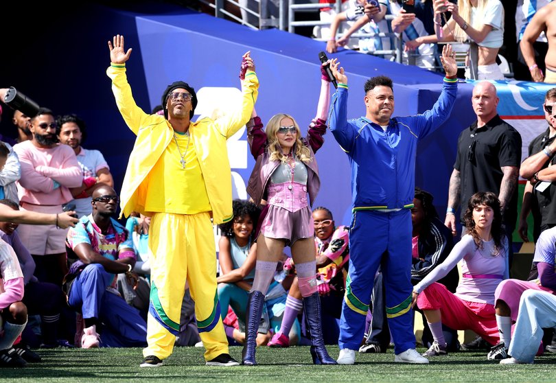 Ronaldinho, Madonna and Ronaldo teamed up.