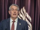 Former Attorney-General Mark Dreyfus has called for tougher laws around protests outside Jewish synagogues. 