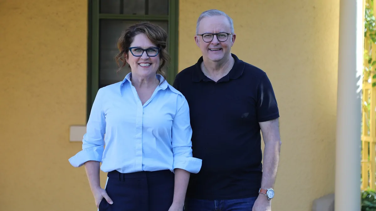 Kitchen Cabinet Review: Hats off to Annabel Crabb — she actually makes us LIKE politicians Kitchen Cabinet Review: Hats off to Annabel Crabb — she actually makes us LIKE politicians