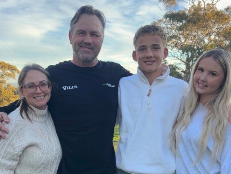 Tony Modra has posted a photo with his family to Instagram.