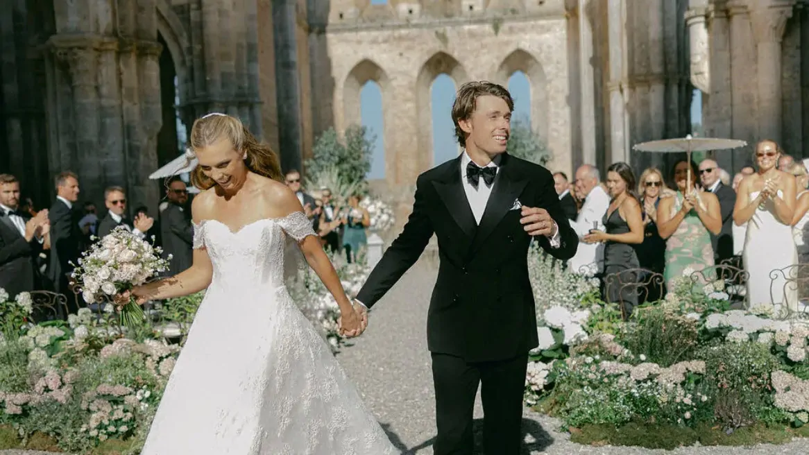 Tennis love story: Inside the glamorous Tuscan wedding of Aussie Alex de Minaur and Brit Katie Boulter