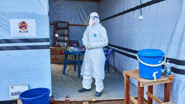 The Ebola outbreak in Congo has been declared the fasted in history, with 1000 dead so far. 