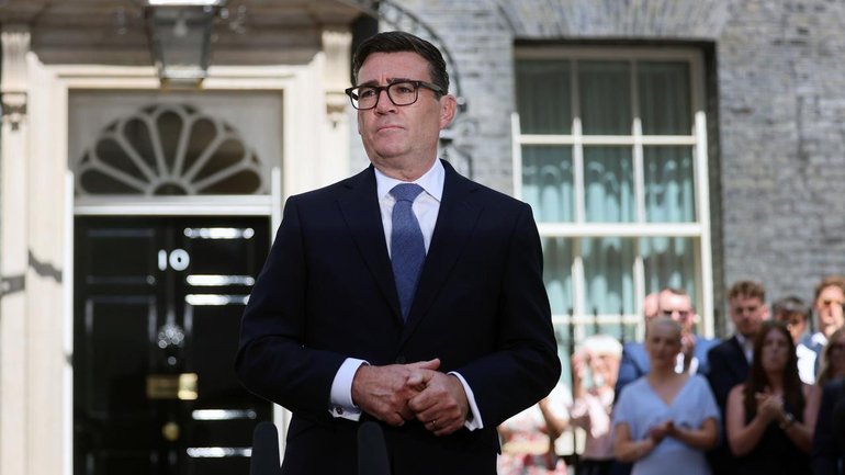 A British MP will attend the ALP conference, keen to take back lessons to help PM Andy Burnham. 