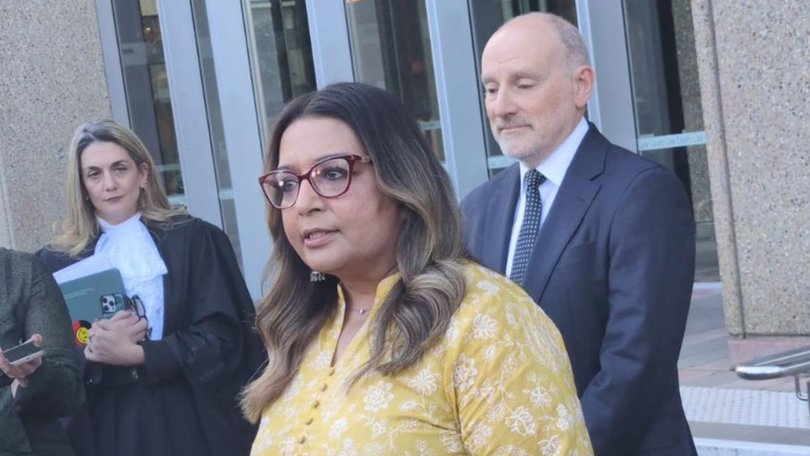 Greens Senator Mehreen Faruqi gives emotional speech outside Federal Court.