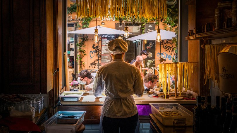 Restaurants with prominently featured pasta-makers are spreading across Rome's historic centre. 